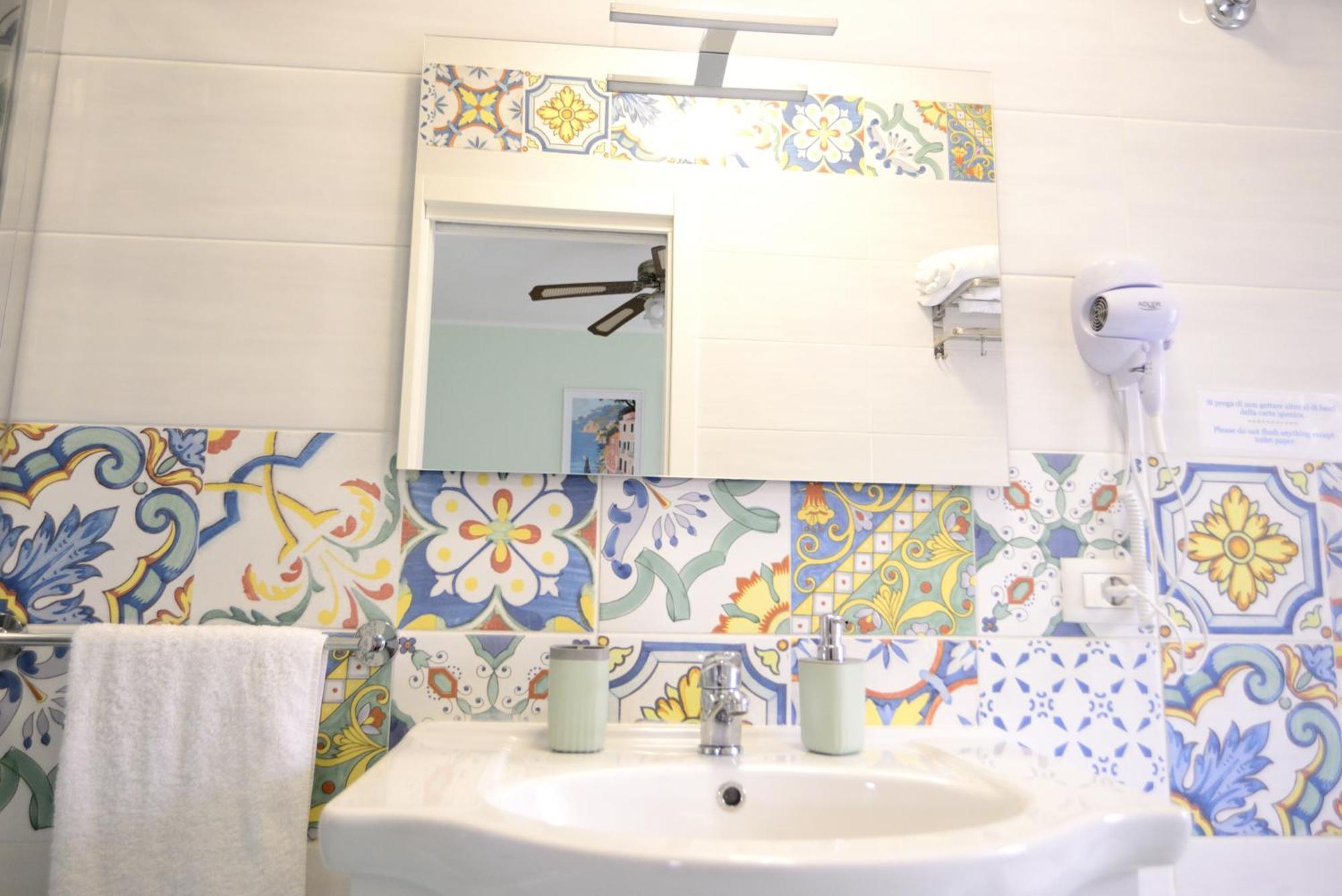 Malusi B&B Napoli Eksteriør billede