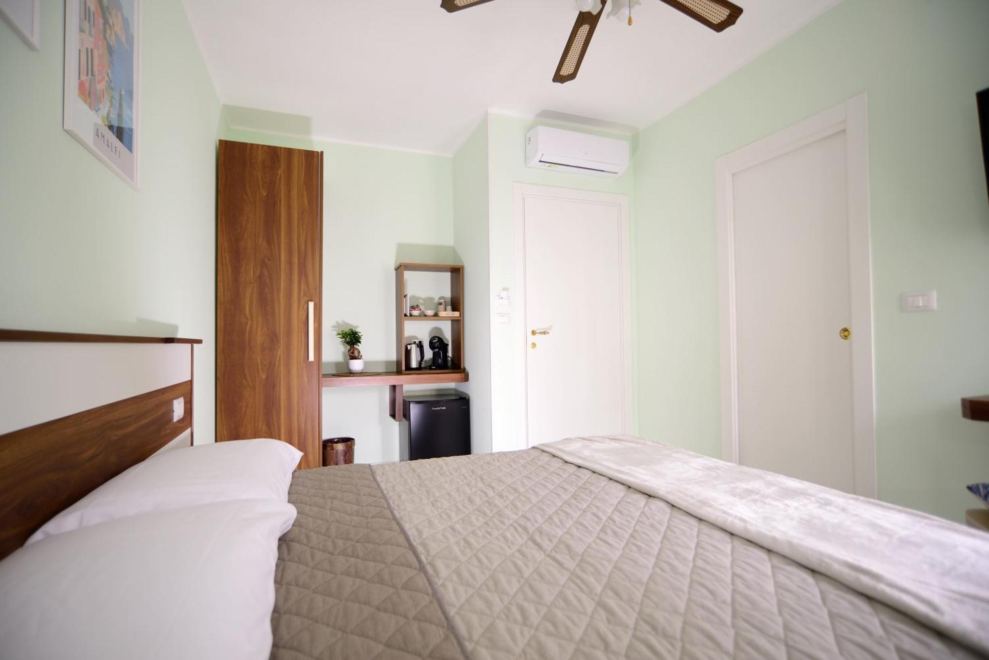 Malusi B&B Napoli Eksteriør billede