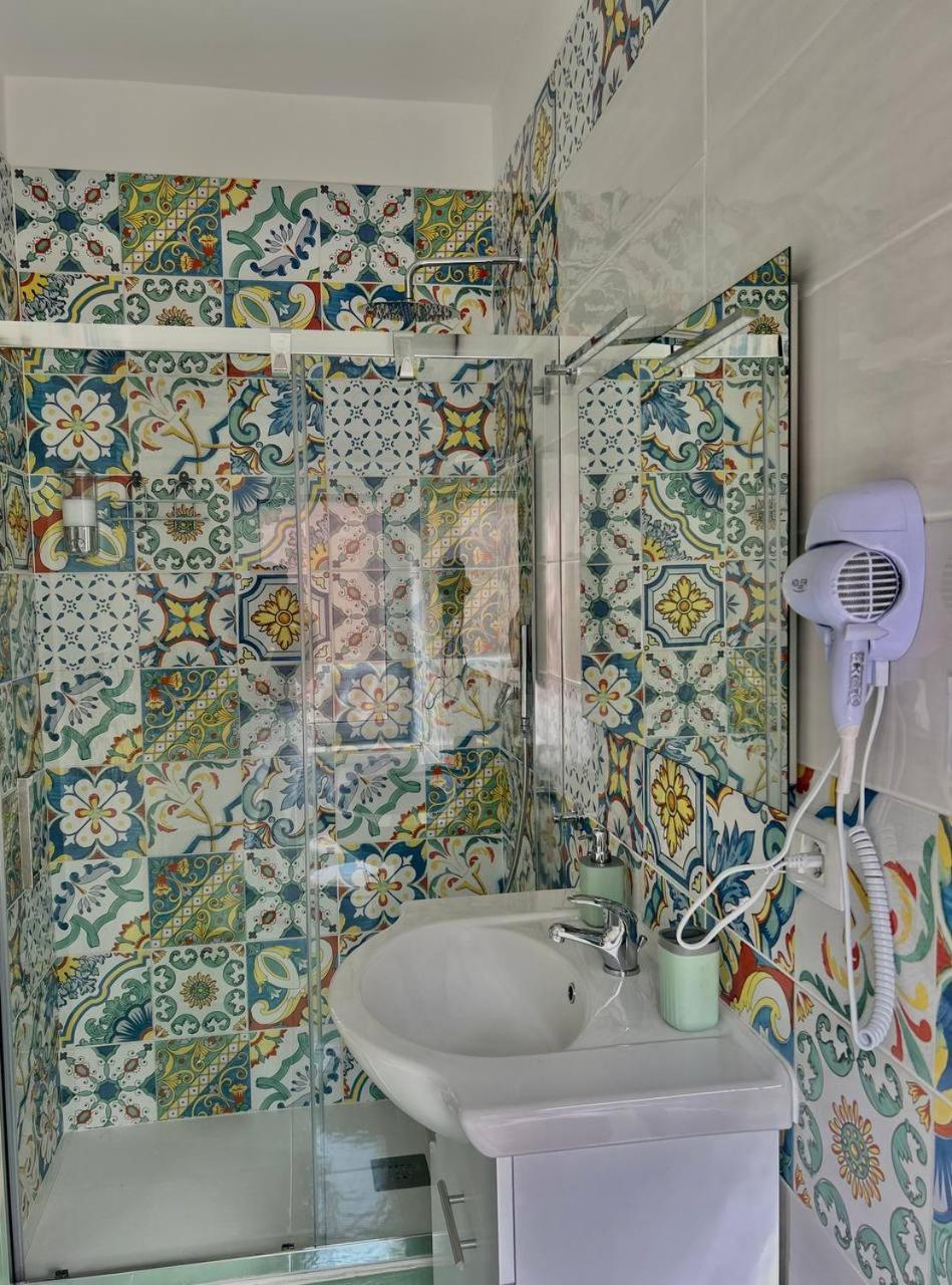 Malusi B&B Napoli Eksteriør billede